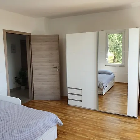Apartma Zdenko Apartment *